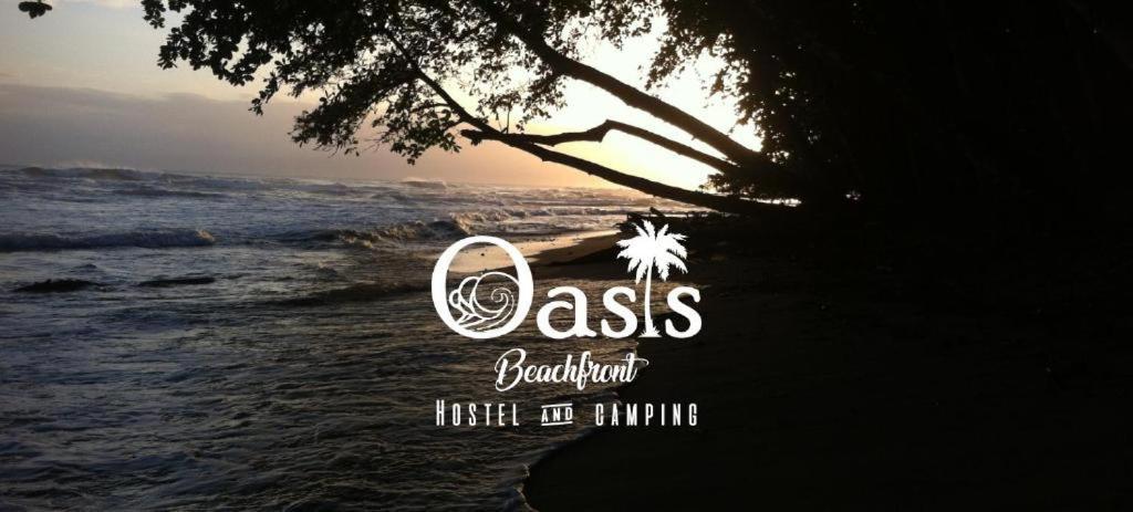 Oasis Beachfront Hostel Πουέρτο Λιμόν Εξωτερικό φωτογραφία