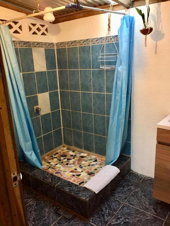 Oasis Beachfront Hostel Πουέρτο Λιμόν Εξωτερικό φωτογραφία